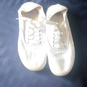 White canvas